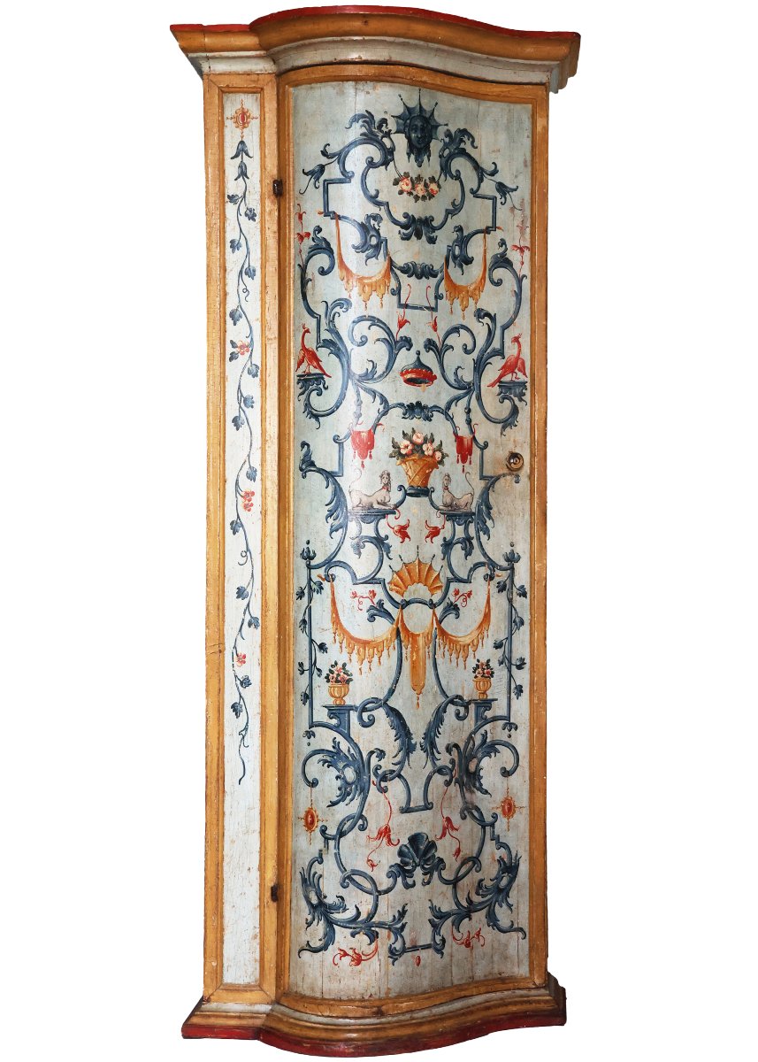 Coppia di armadi in legno intagliato e laccato, Venezia, metà XVIII secolo-photo-3