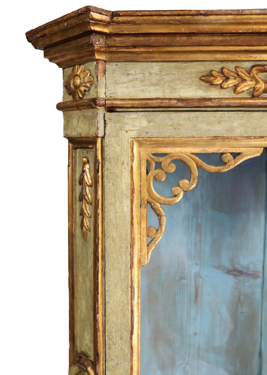 Vetrinetta in legno laccato in verde e oro. Italia, XIX secolo-photo-4