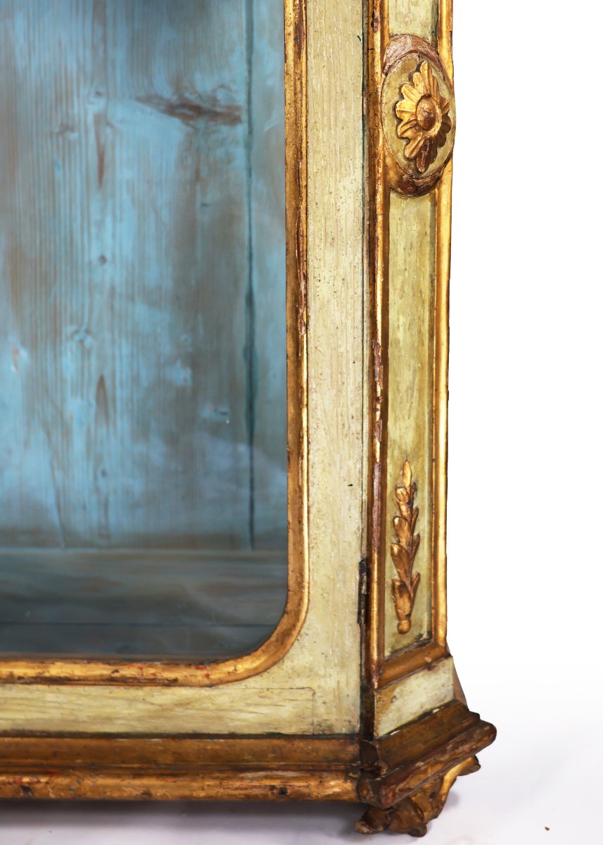 Vetrinetta in legno laccato in verde e oro. Italia, XIX secolo-photo-1