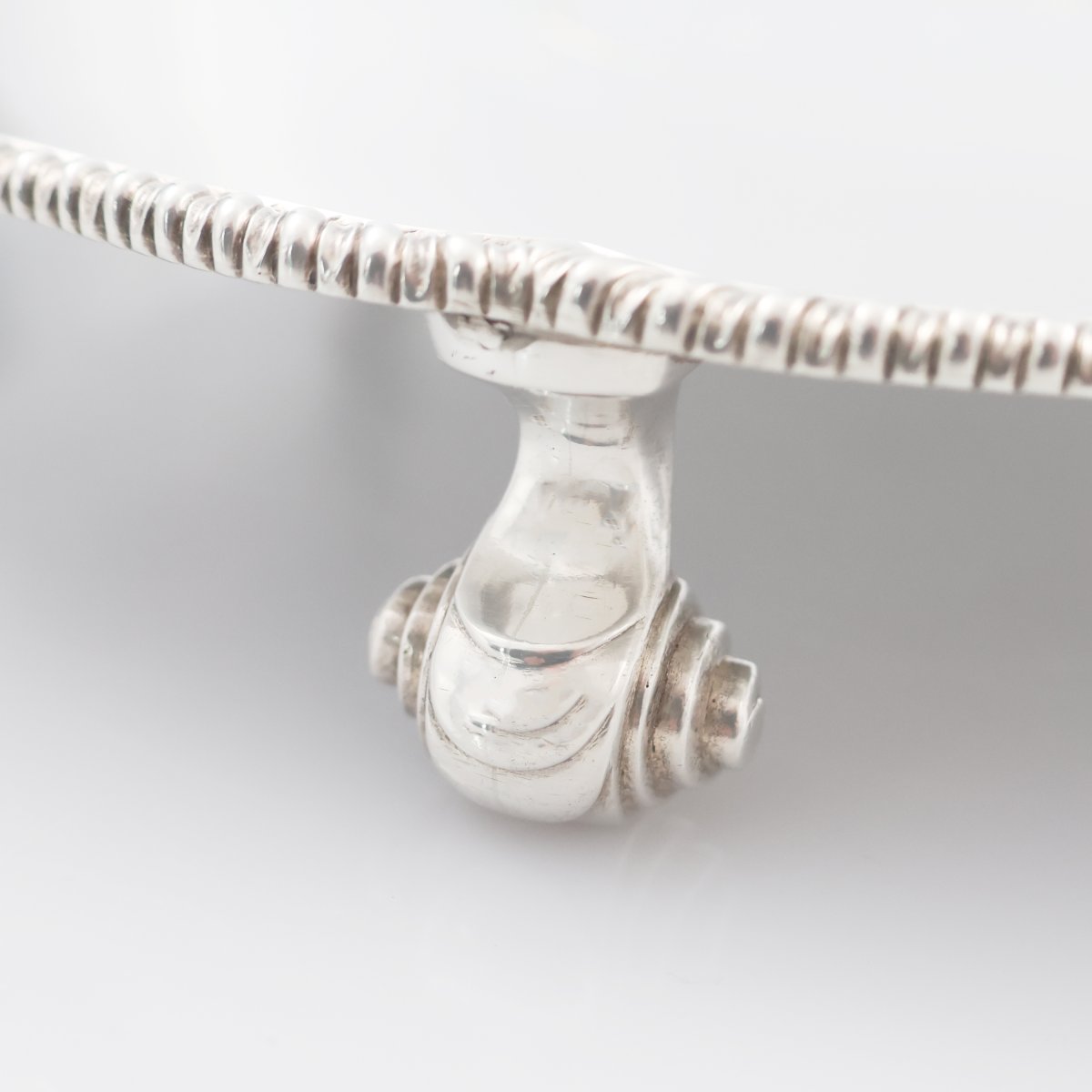 Salver in argento sterling Giorgio III, John Parker & Edward Wakelin, Londra, 1775-photo-3