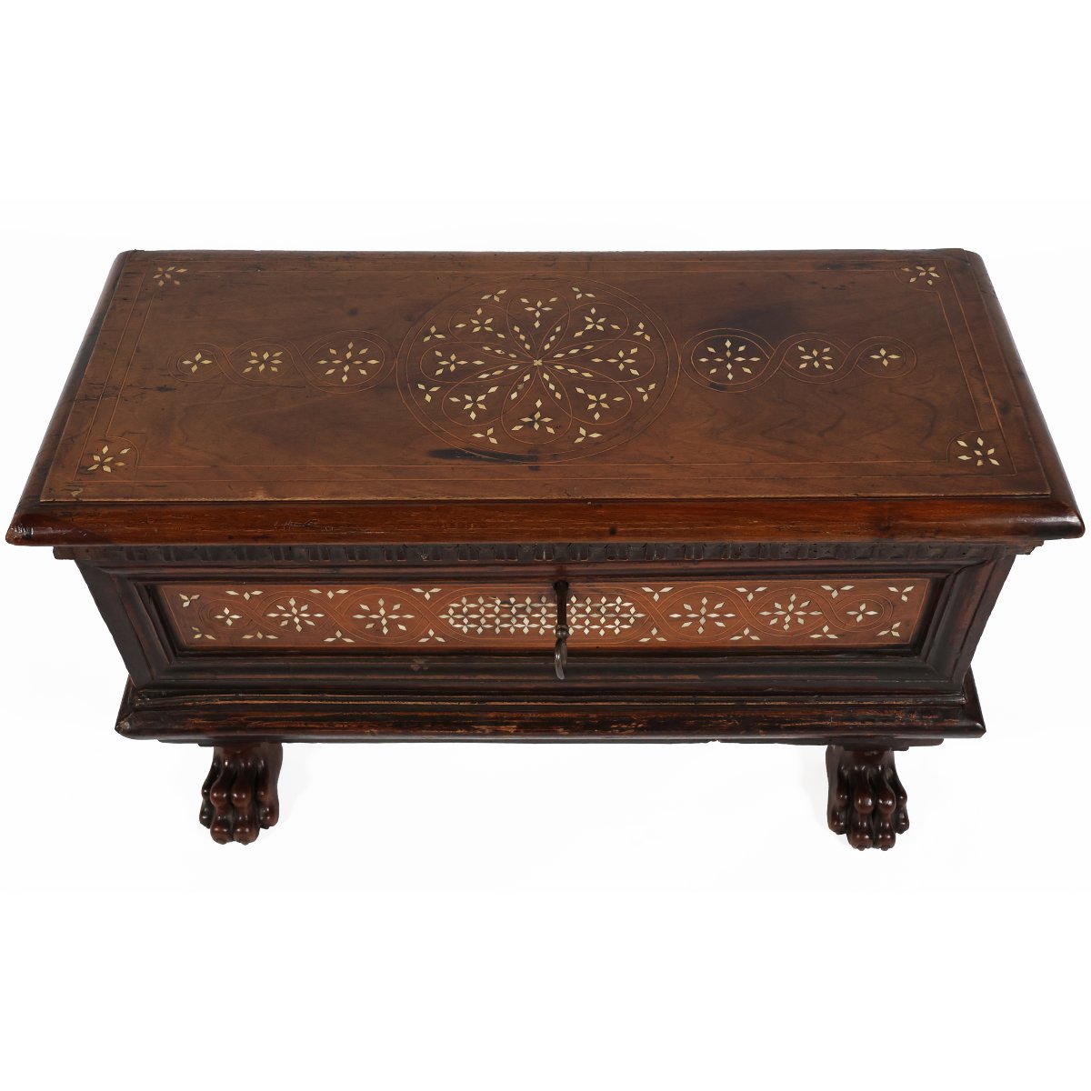 Cassa in legno intagliato di noce, intarsi in osso, Italia, XVII secolo-photo-3
