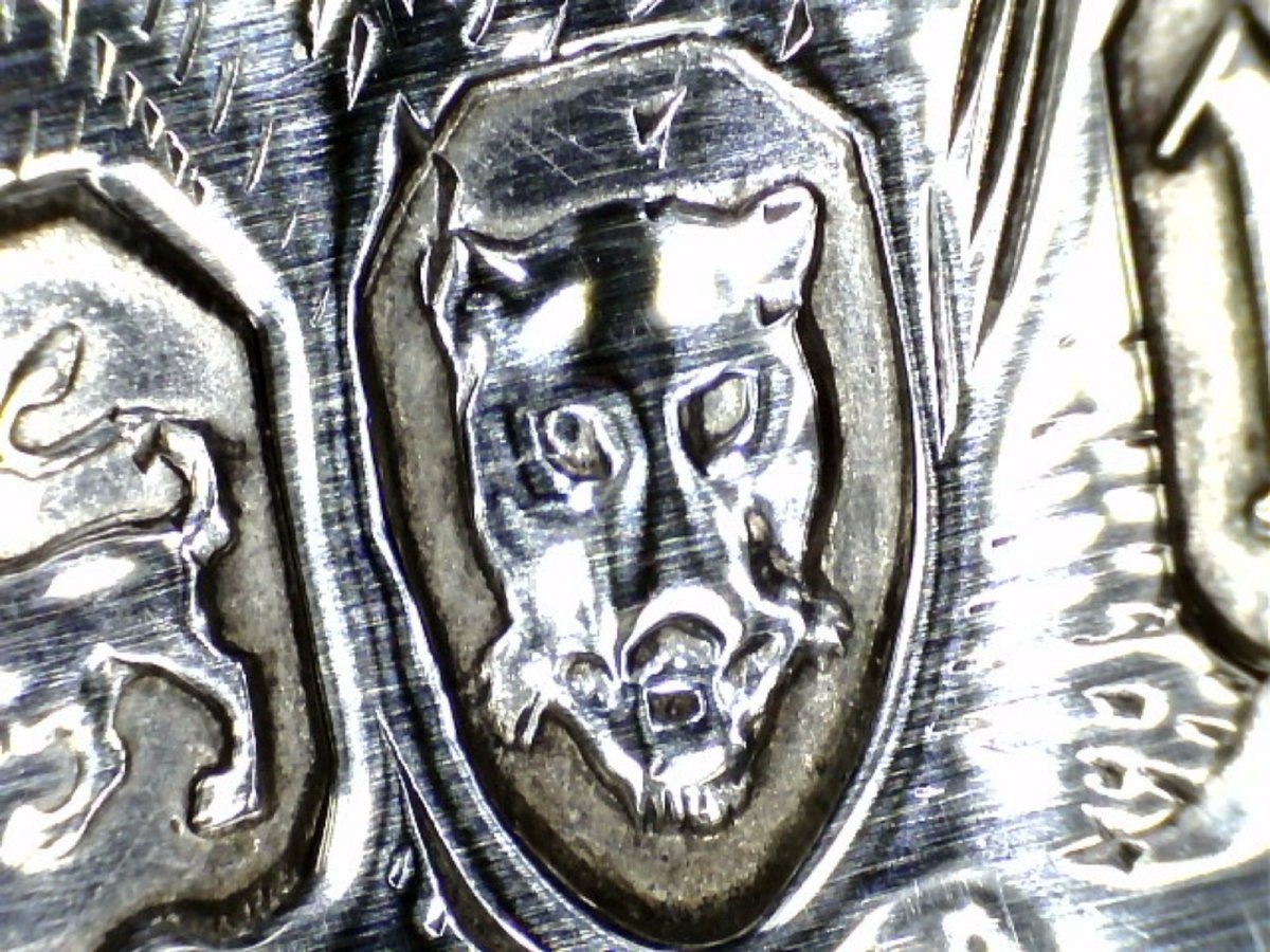 Versatoio con coperchio in argento, Regina Vittoria, Samuel Smily Goldsmiths, Londra, 1868-photo-8