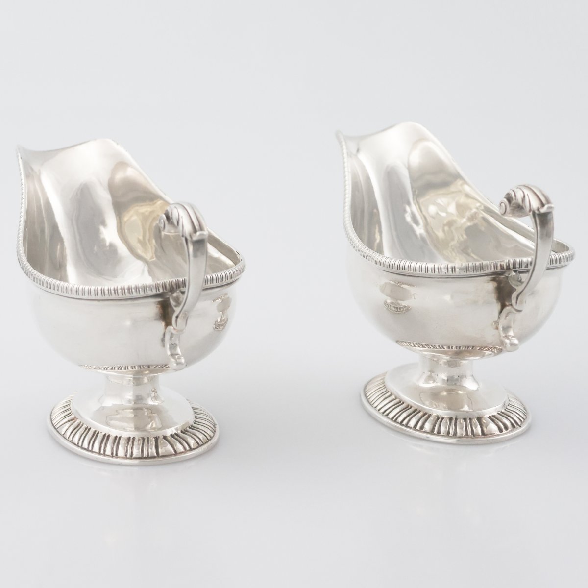 Coppia di salsiere in argento sterling Giorgio III, William Frisbee, Londra, 1810-photo-4