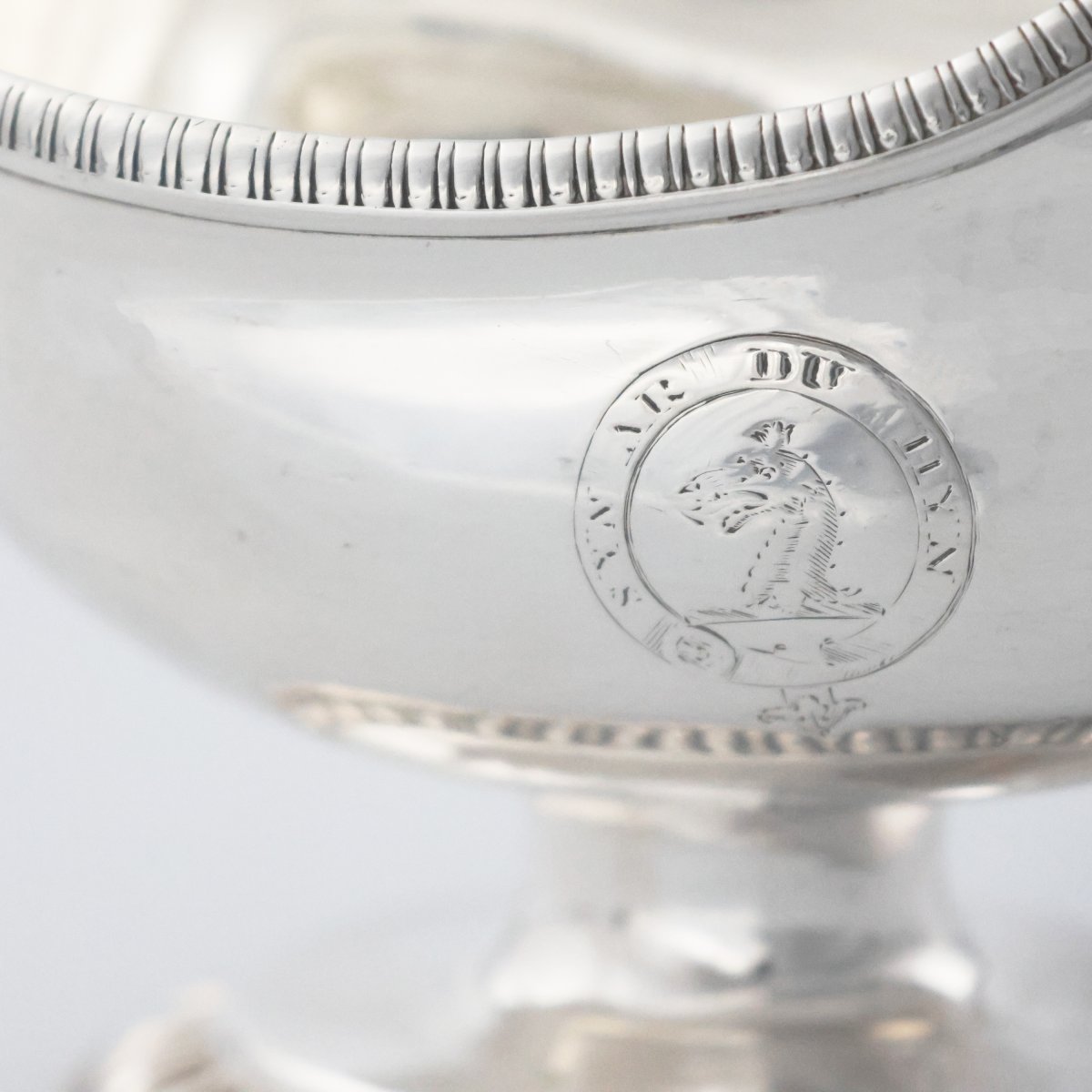 Coppia di salsiere in argento sterling Giorgio III, William Frisbee, Londra, 1810-photo-2