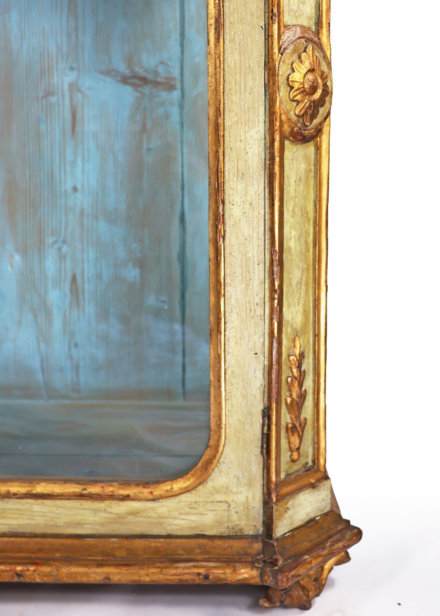 Vetrinetta in legno laccato in verde e oro. Italia, XIX secolo-photo-3