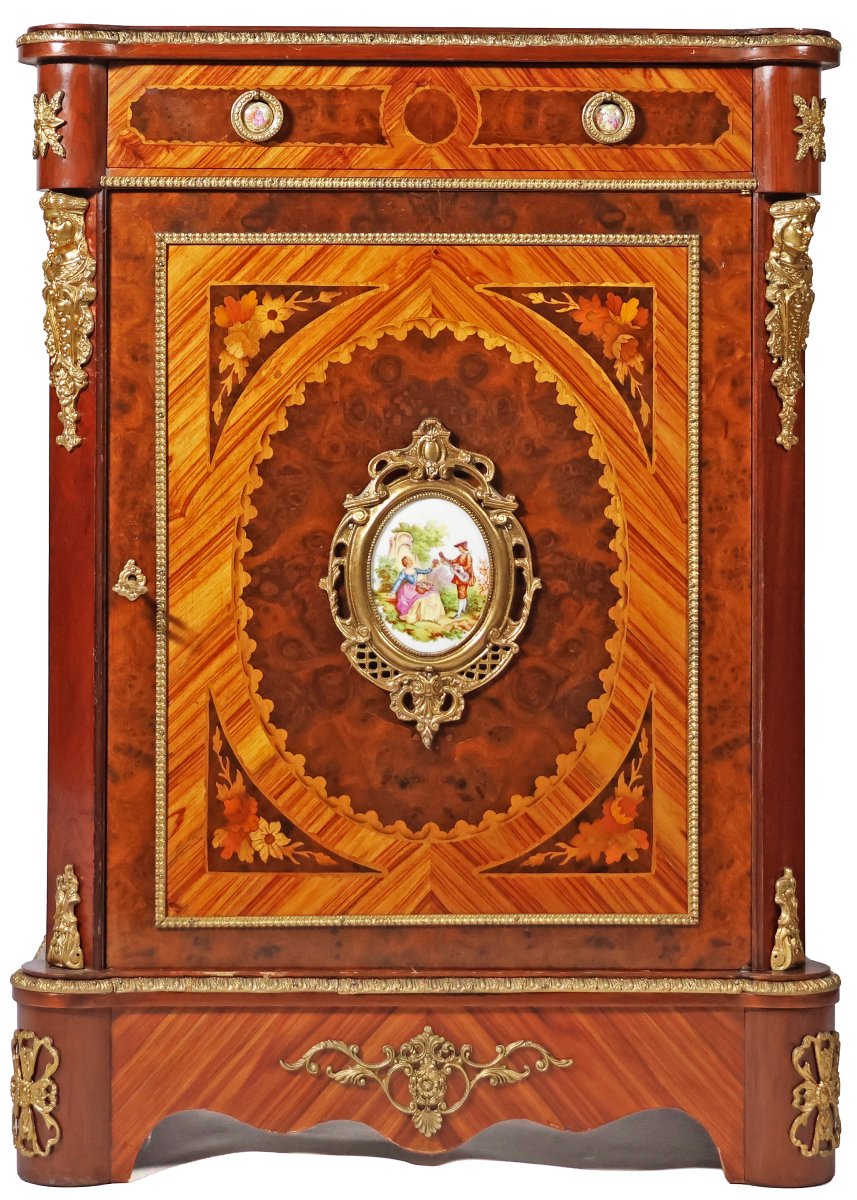 Credenza in legno, intarsi in varie essenze, placche in porcellana, Francia, fine XIX secolo