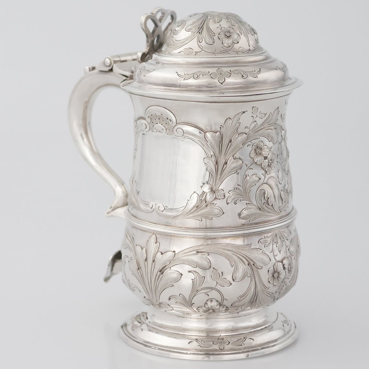 Tankard in argento sterling Giorgio III, Francis Crump, Londra, 1773-photo-2
