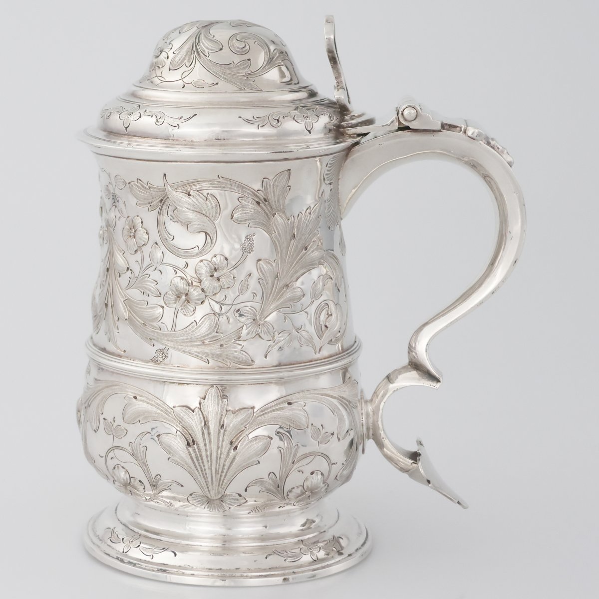 Tankard in argento sterling Giorgio III, Francis Crump, Londra, 1773-photo-3