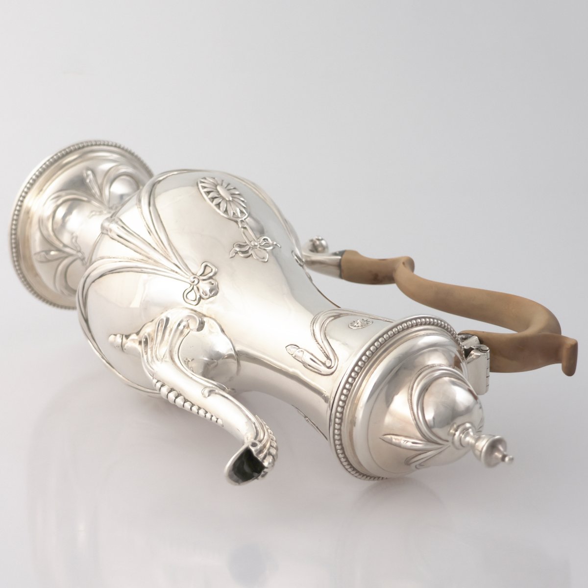 Caffettiera in argento sterling Giorgio III, William Cripps, Londra, 1776-photo-4