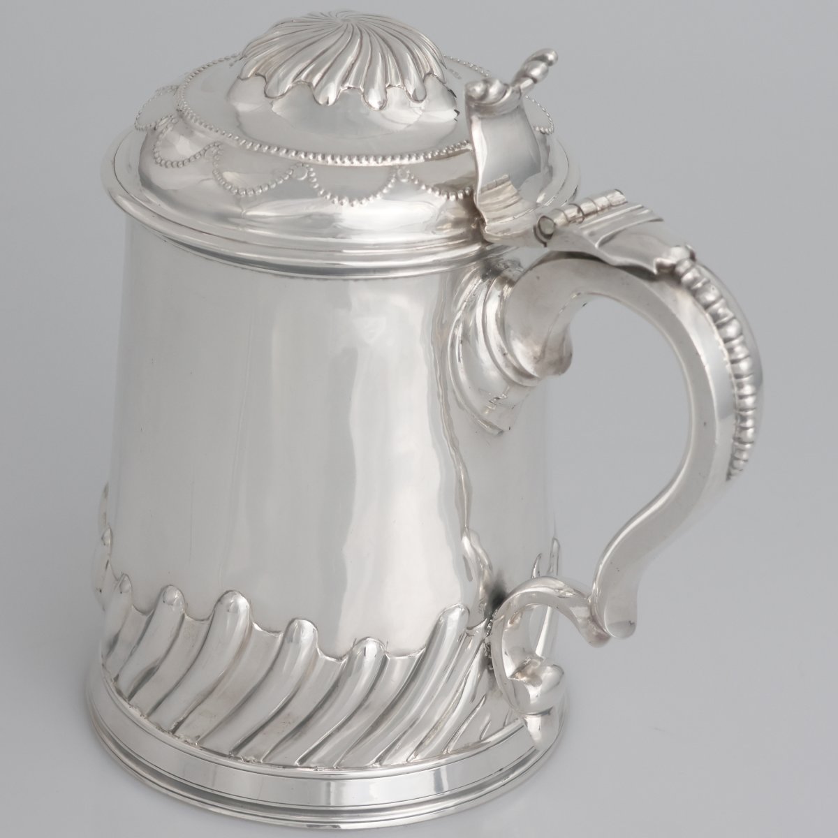 Tankard in argento sterling Giorgio III, Joseph Jackson, Dublino, 1775-photo-2