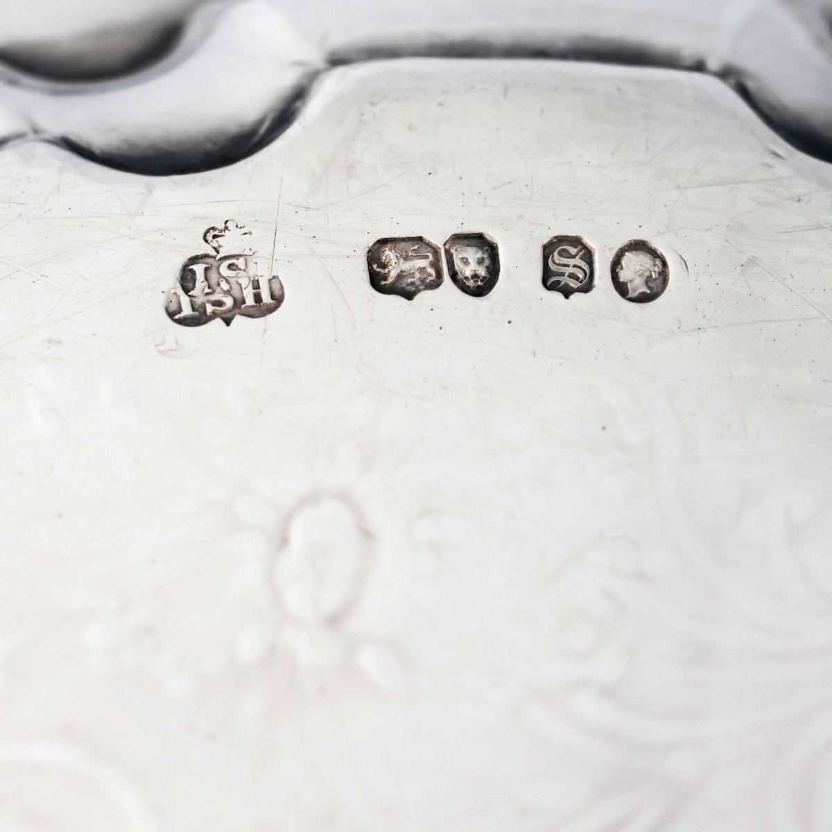 Vassoio in argento sterling Regina Vittoria, Hunt & Roskell, Late Storr & Mortimer, Londra,1853-photo-3