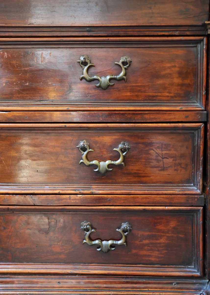 Canterano in legno di noce a tre cassetti con "secreter". Bologna, XVII secolo-photo-4