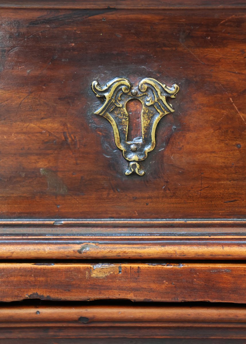 Canterano in legno di noce a tre cassetti con "secreter". Bologna, XVII secolo-photo-4