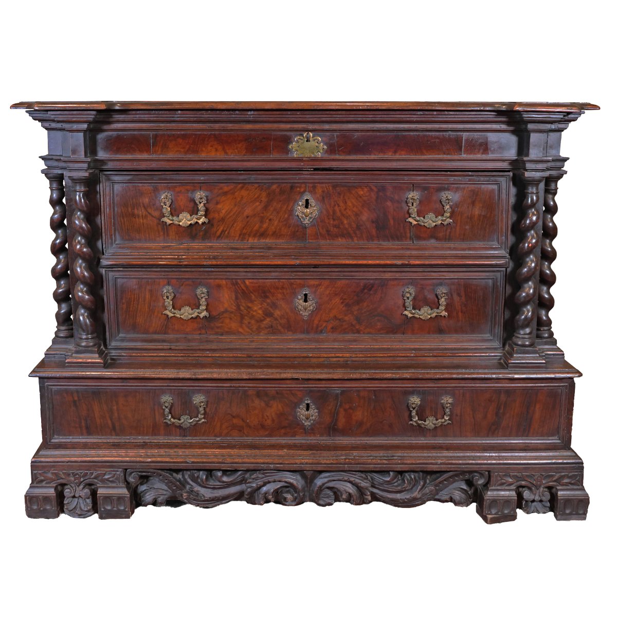 Canterano in legno di noce, colonne tortili, Stato Pontificio, seconda metà XVI secolo