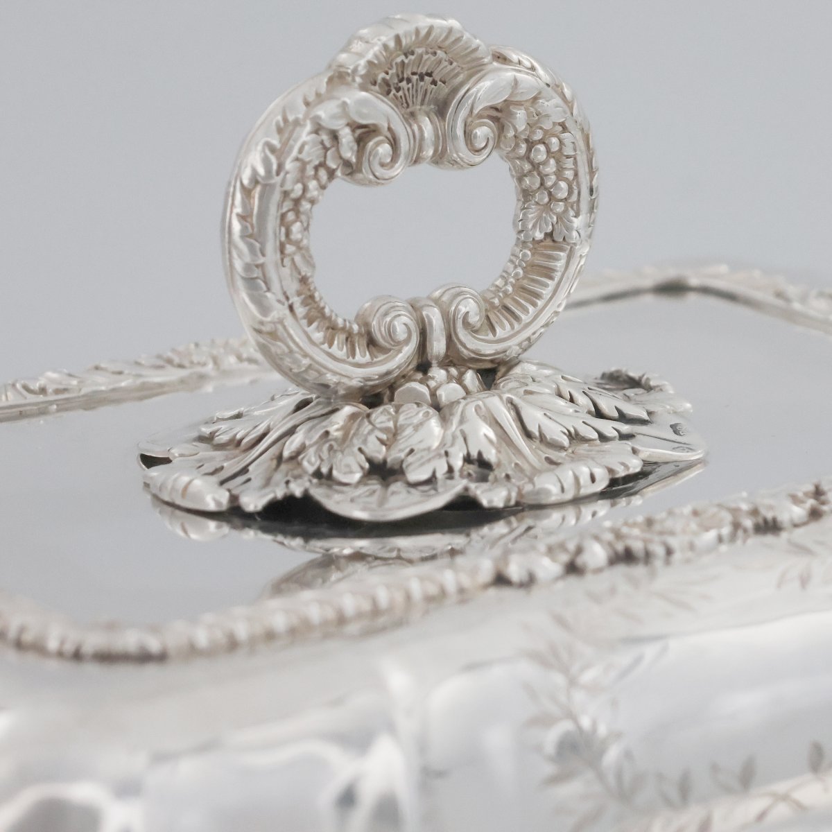 Legumiera in argento sterling Giorgio IV, coperchio e manico, Paul Storr, Londra, 1821-photo-2