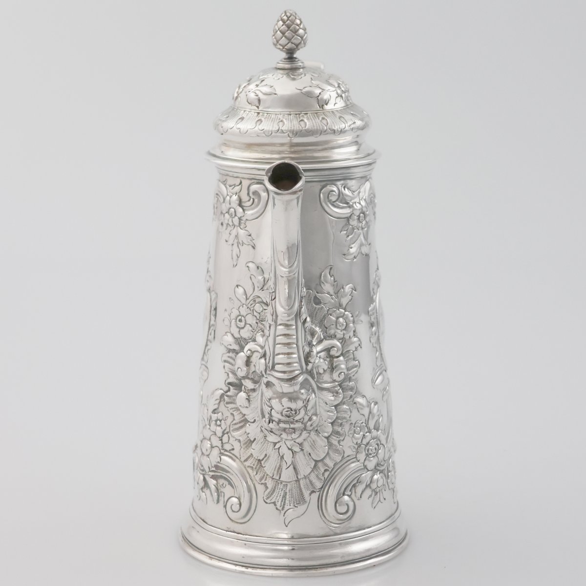 Caffettiera in argento Britannia Regina Anna, James Chadwick?, Londra, 1703-photo-3