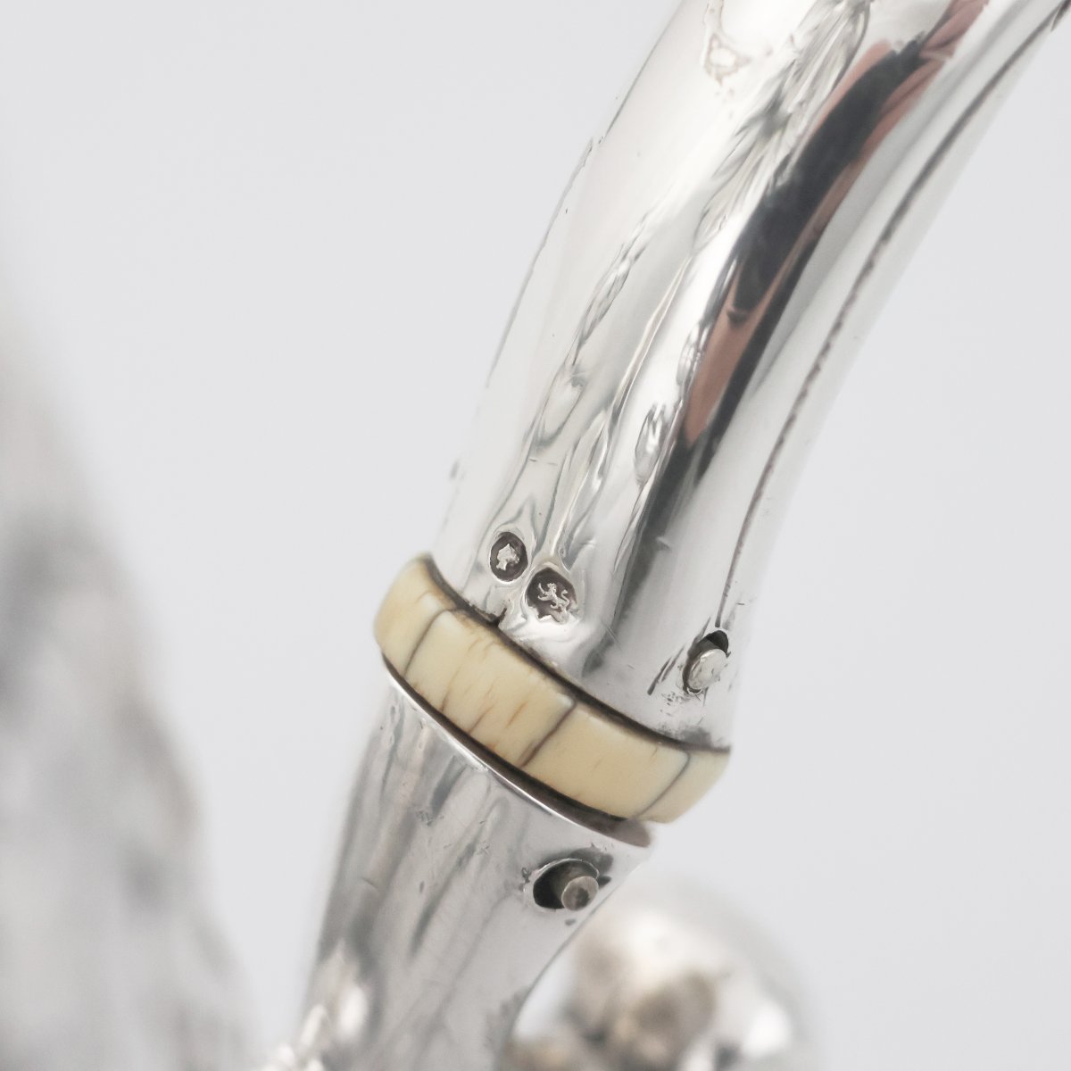Caffettiera in argento Britannia Regina Anna, James Chadwick?, Londra, 1703-photo-5