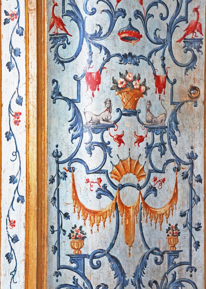 Coppia di armadi in legno intagliato e laccato, Venezia, metà XVIII secolo-photo-2
