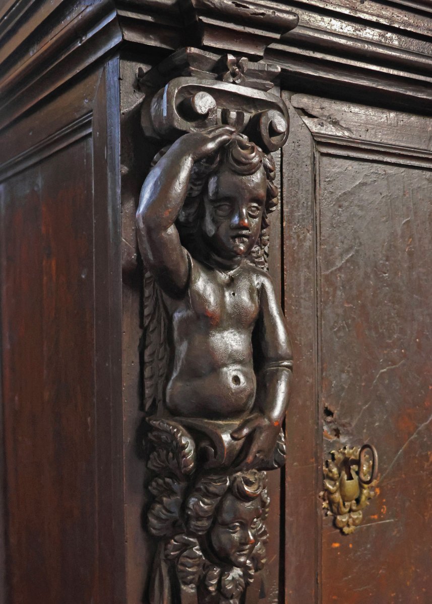 Doppio corpo in legno e radica di noce. Lombardia, XVII secolo-photo-3