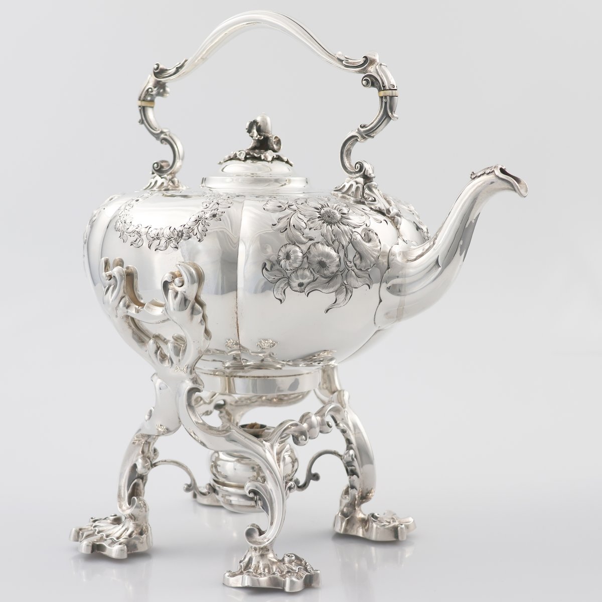 Bollitore in argento sterling Guglielmo IV, Paul Storr for Storr & Mortimer, Londra, 1837