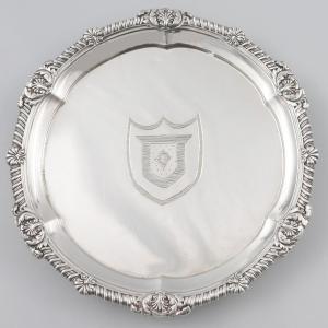 Salver in argento sterling Giorgio IV, Paul Storr, Londra, 1825