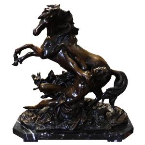 Philippe Poitevin; 1831 - 1907; Cavallo imbizzarrito con domatore; bronzo brunito
