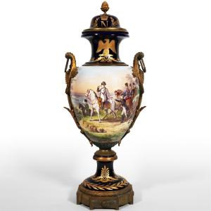Grande vaso Francese di Napoleone. Firmato H. Desprez, Sèvres. Fine XIX secolo