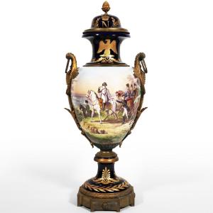 Grande vaso Francese di Napoleone. Firmato H. Desprez, Sèvres. Fine XIX secolo