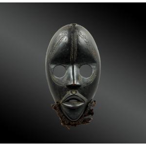 "gunye Ge" Race Mask - Northern Ivory Coast - First Half Of The 20th Century
