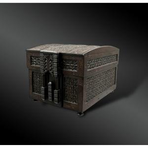 Mesh Box Called “messenger” - South Of France Or Catalonia - 19th Century