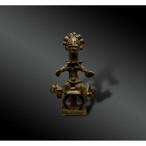 Statuette Depicting A Female Character - Niger Valley - Circa 1900 