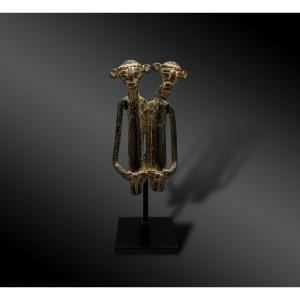 Statuette Depicting A Twin Couple - Kulango Culture, Ivory Coast And Ghana - Circa 1900