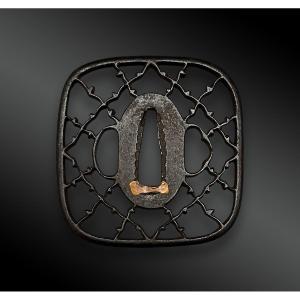 Tsuba Kaku Maru Gata - Japan - Edo Period (1603-1868)