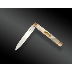 Luxury Closing Knife, Gold, Silver And Mother-of-pearl, France, Late 18th Century