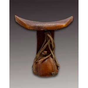 Neck Support - Daasanech, Ethiopia - First Half Of The 20th Century 