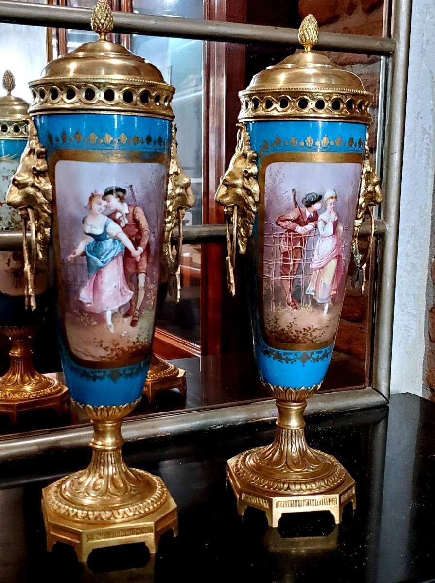 Vasi in Porcellana e bronzi dorati manifattura Francese di Sevres,epoca Napoleone III 