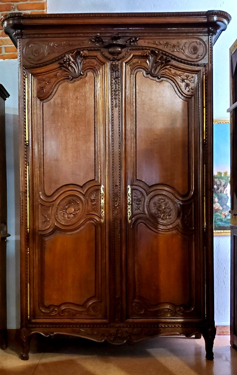 Armadio Provenzale Luigi XV originale ,manifattura Francese in legno di rovere 