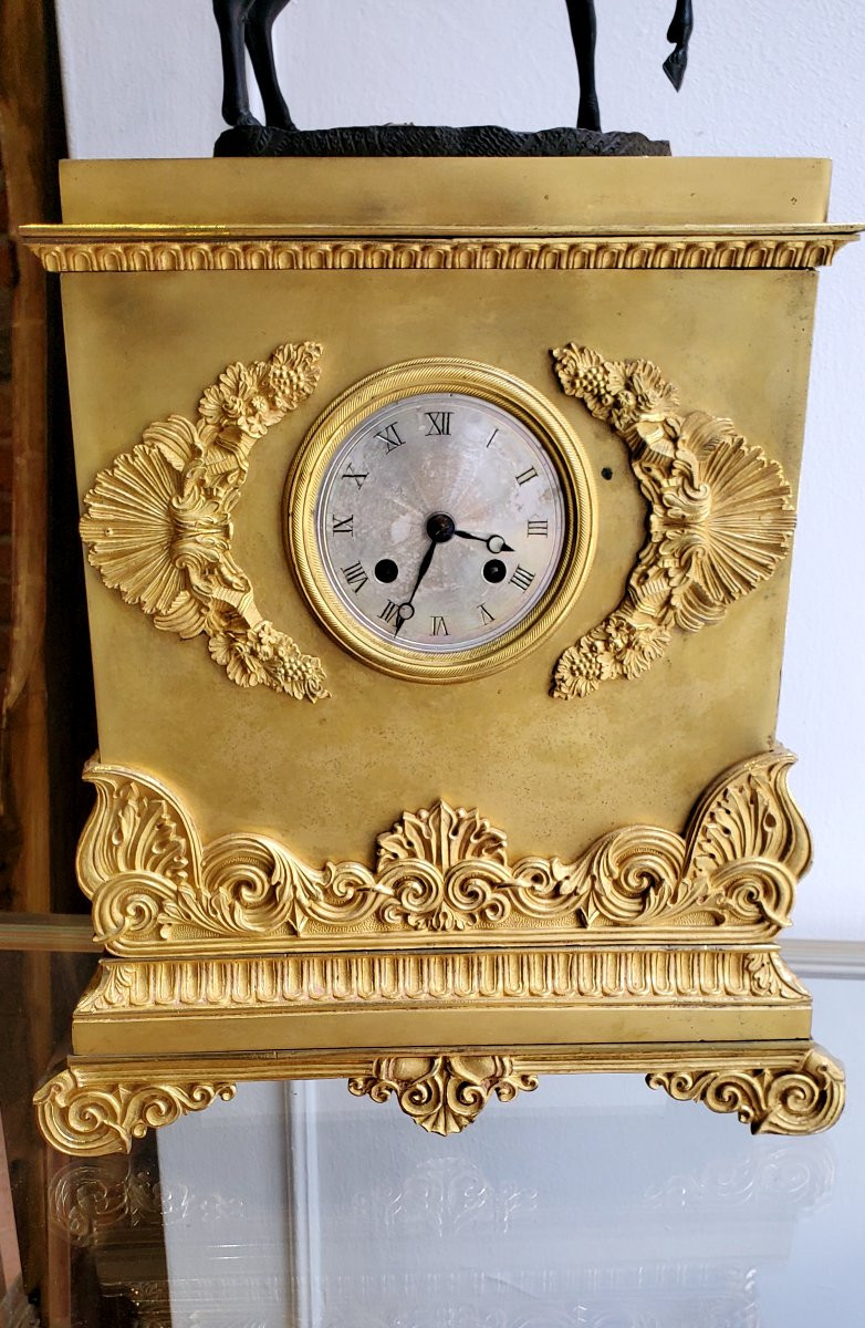 Orologio epoca Impero raffigurante Napoleone a cavallo , l'orologio è in bronzo dorato 18 kt-photo-2