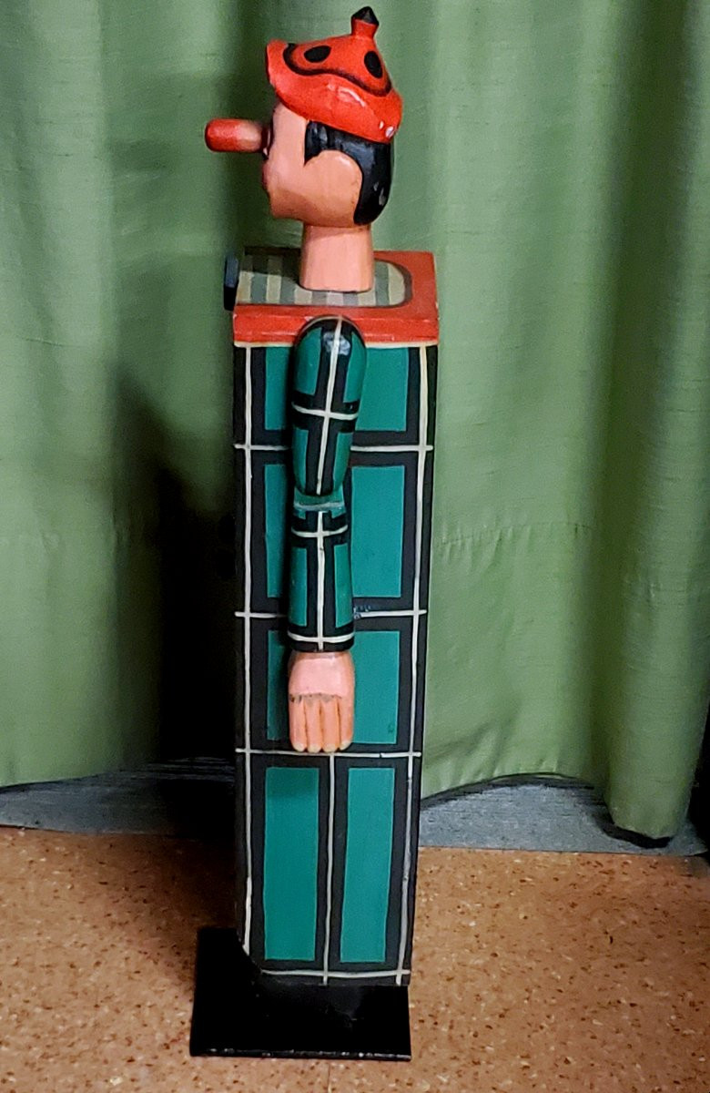 Pinocchio in legno , con mobiletto ,manifattura Italiana epoca 1940 circa -photo-3