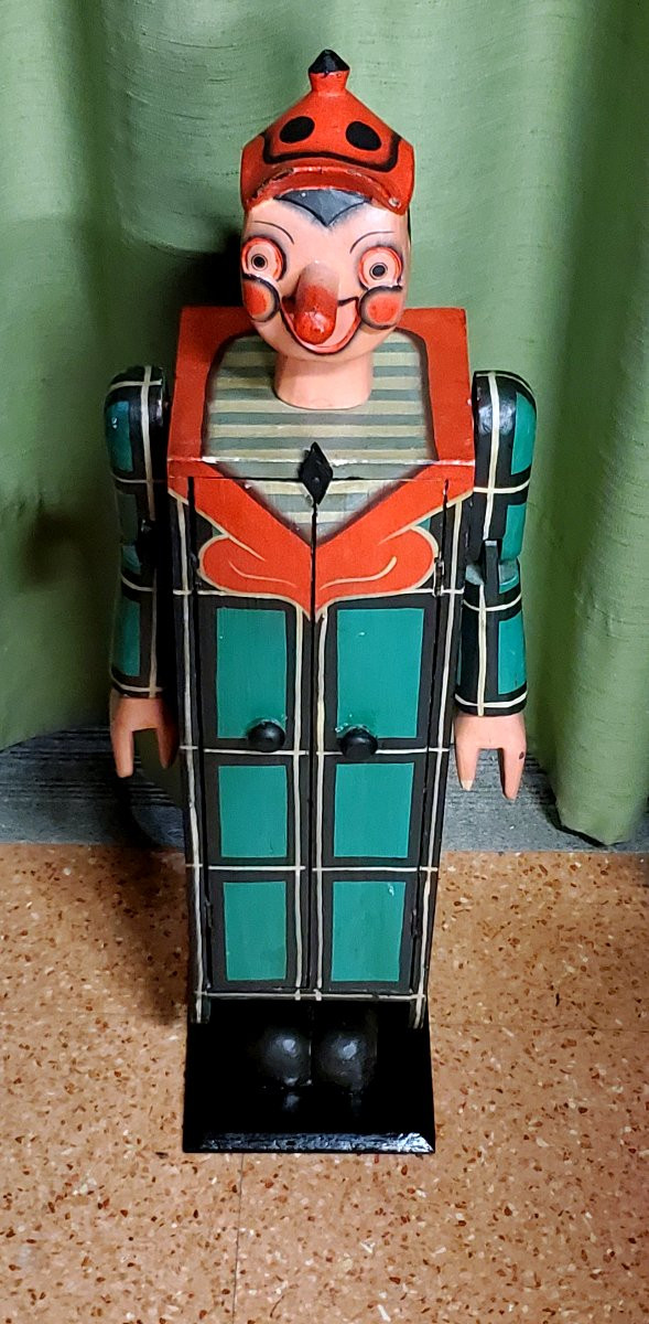 Pinocchio in legno , con mobiletto ,manifattura Italiana epoca 1940 circa -photo-4