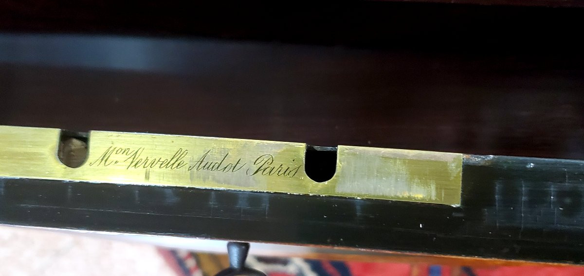 Tavolino Napoleone III firmato Vervelle Parigi  in radica di tuja-photo-3