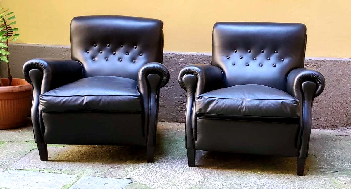 2 poltrone 1 pouf , Frau anni 1970 ,in vera pelle nera -photo-3