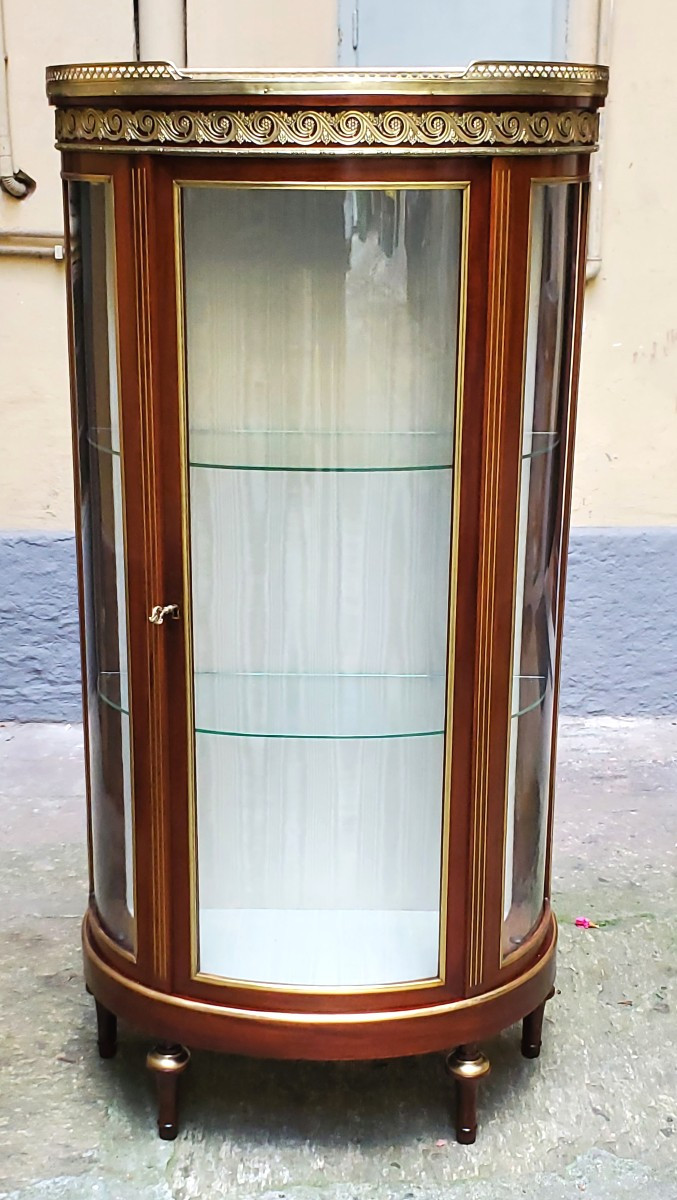 Antico mobile vetrina a mezzaluna epoca Napoleone III manifattura Francese , in legno di mogano