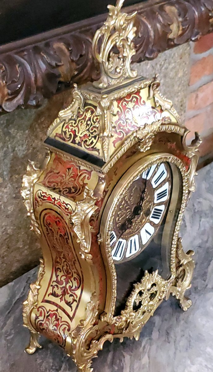 Orologio Boulle stile Luigi xv ,cassa in legno rivestita con decori in ottone inseriti in lacca-photo-1