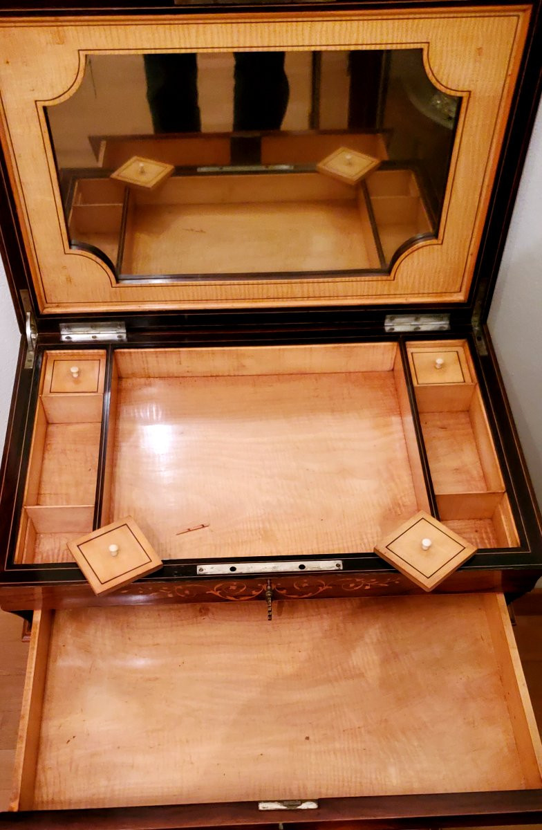 Antico Tavolino Carlo x (1830 circa)di manifattura Francese in legno di Palissandro e Bosso-photo-4