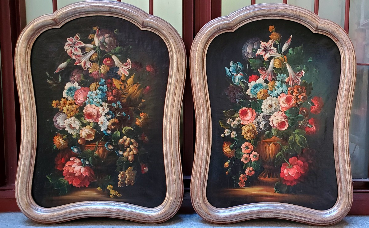 2 Dipinti raffiguranti nature morte dipinte ad olio  su tela , soggetto floreale 
