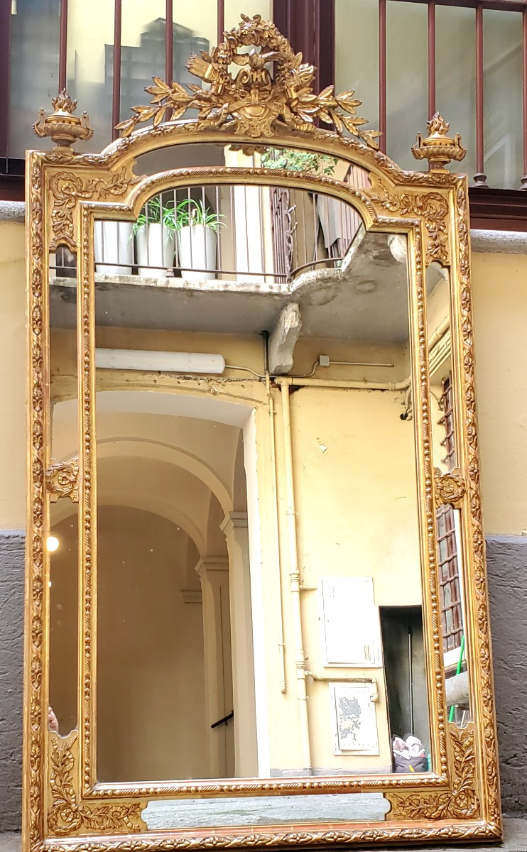 Antica specchiera Napoleone III di manifattura francese , doratura originale 18 kt 