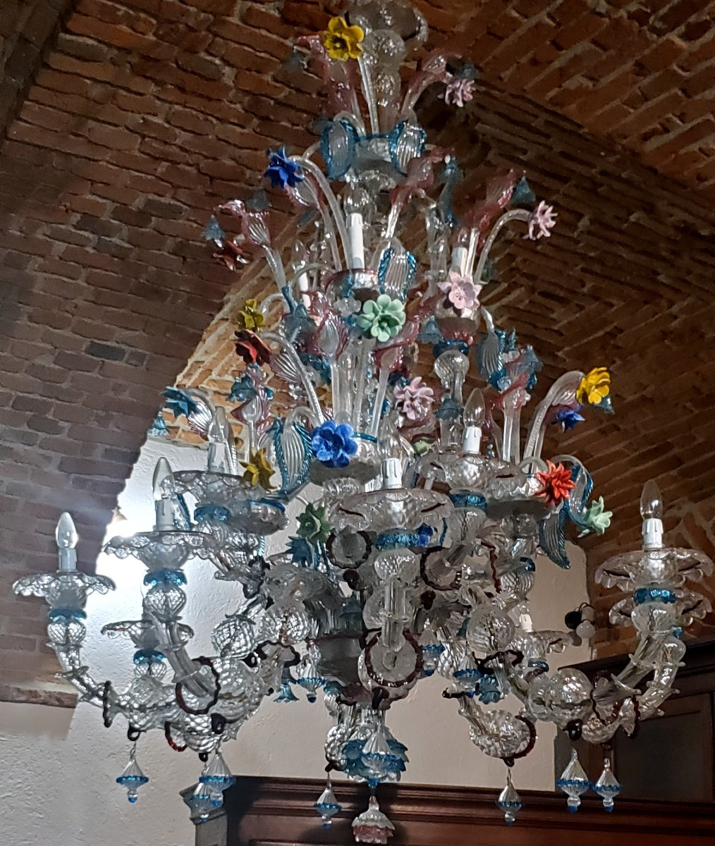  Lampadario  di Murano Venezia  alto 180 cm ,largo 140 cm  