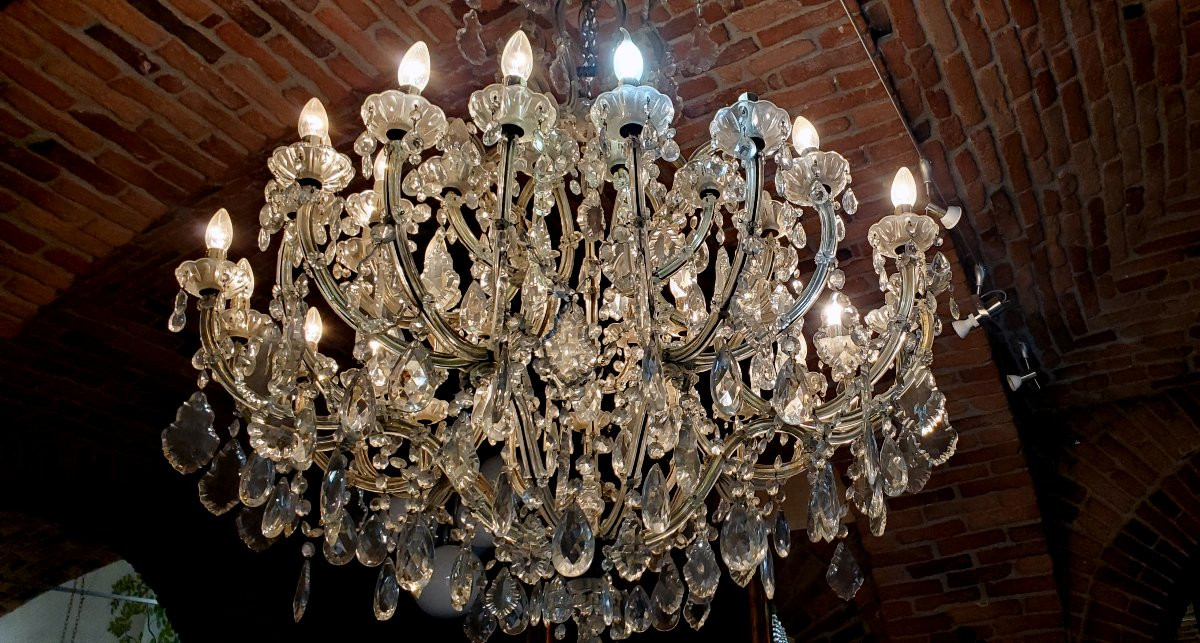 Antico Lampadario Maria Teresa , struttura in ferro rivestita in cristallo alto 150 cm -photo-2