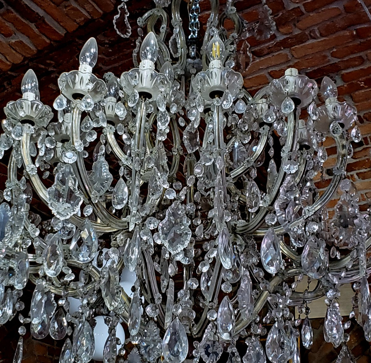 Antico Lampadario Maria Teresa , struttura in ferro rivestita in cristallo alto 150 cm -photo-4
